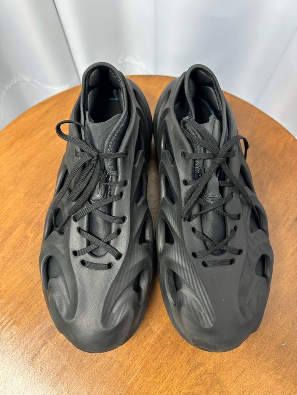 Adidas adifom q black carbon Men’s Shoes  size 10.5 excellent preowned no box